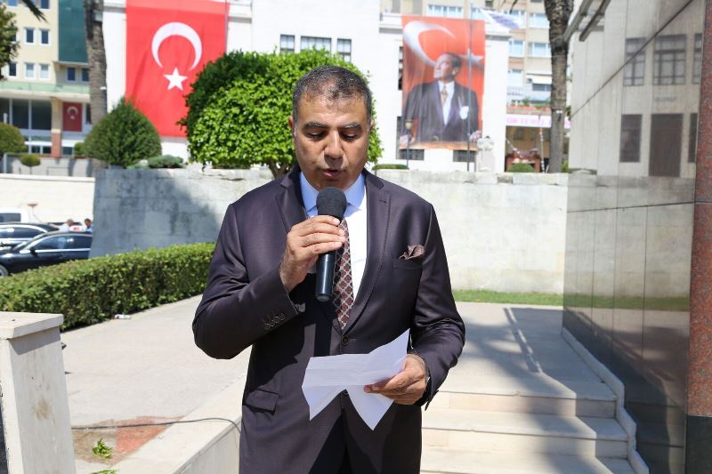 CHP HATAY ATATÜRK ANITINDA ŞEHİTLERİ ANDI