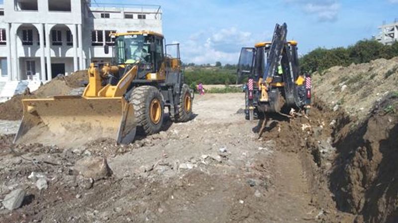 FEN İŞLERİ MÜDÜRLÜĞÜ, 5 MAHALLEDE EŞ ZAMANLI ÇALIŞMALAR GERÇEKLEŞTİRİYOR