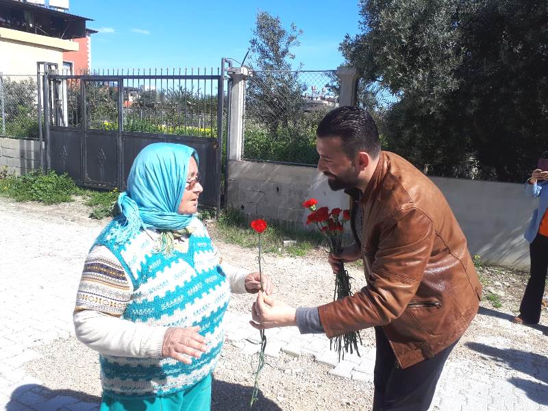 MİÇOOĞULLARI SAMANDAĞ HALKININ GÖNLÜNDE TAHT KURDU 