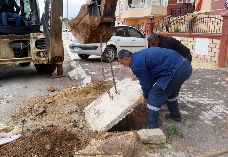 ANA MUAYENE BACALARINDA YENİLEME SÜRÜYOR