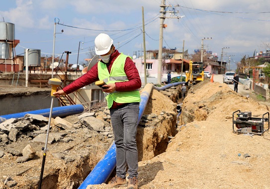 TEKEBAŞI’NDA ESKİ SU ŞEBEKESİ YENİLENİYOR