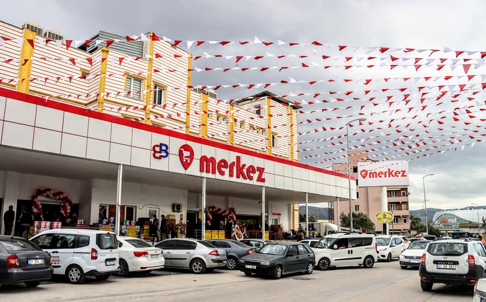 Merkez Market 24.Şubesi İle Gücüne Güç Kattı