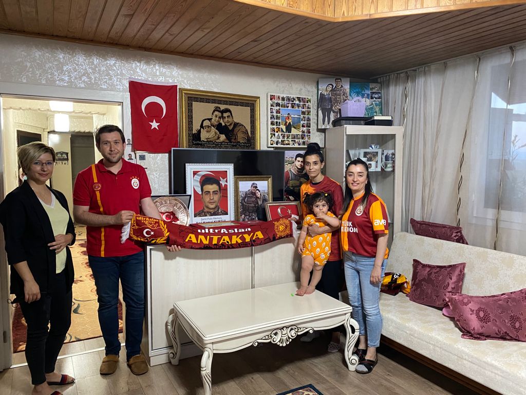 ultrAslan Antakya’dan Şehit Ailesine ziyaret