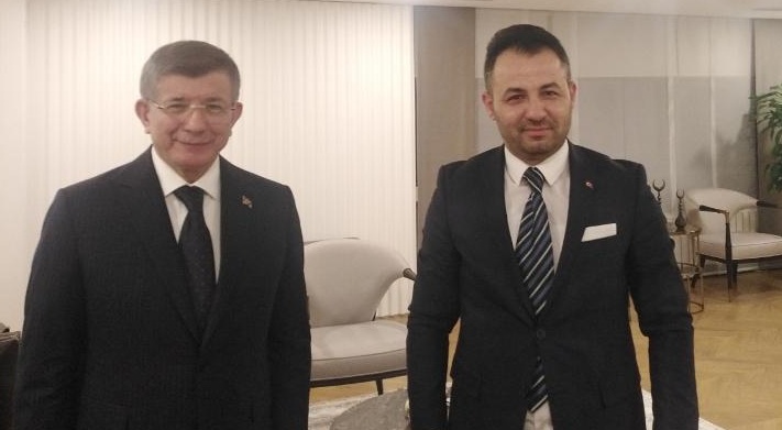 Davutoğlu İskenderun’da Cumhurbaşkanı gibi karşılanacak