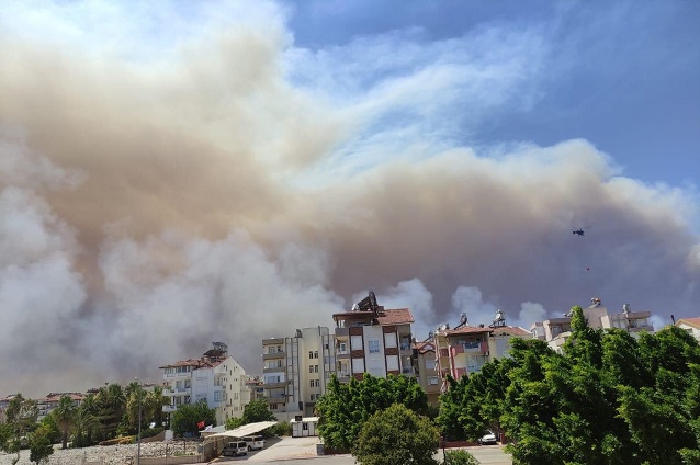 HBB itfaiyesinden Kadirli’deki yangına destek