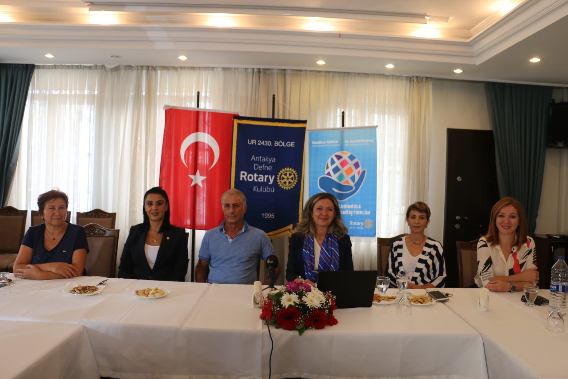 Antakya Defne Rotary Kulübü faaliyetlerini anlattı