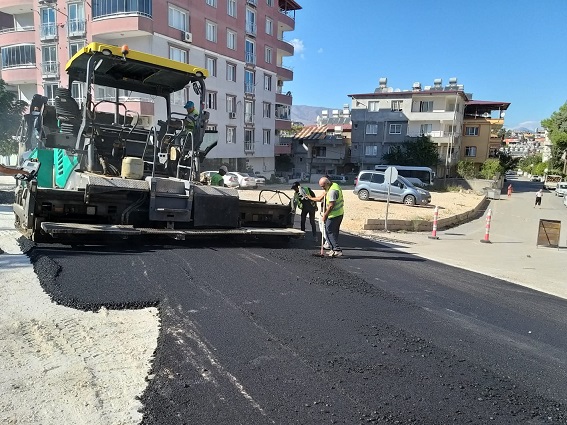 Esentepe Mahallesi’nde asfalt serimi başladı
