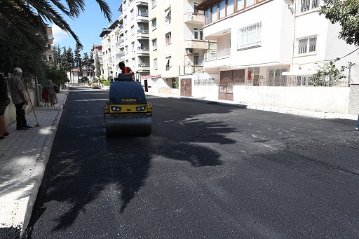 Kanatlı Mahallesi’nde asfaltlama çalışmaları başladı