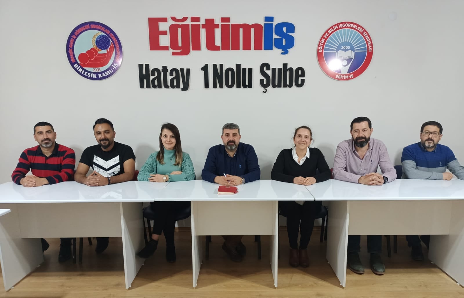 EĞİTİM-İŞ: 16. YAŞIMIZI İLK GÜNÜN HEYECANI VE KARARLILIĞIYLA KARŞILIYORUZ!