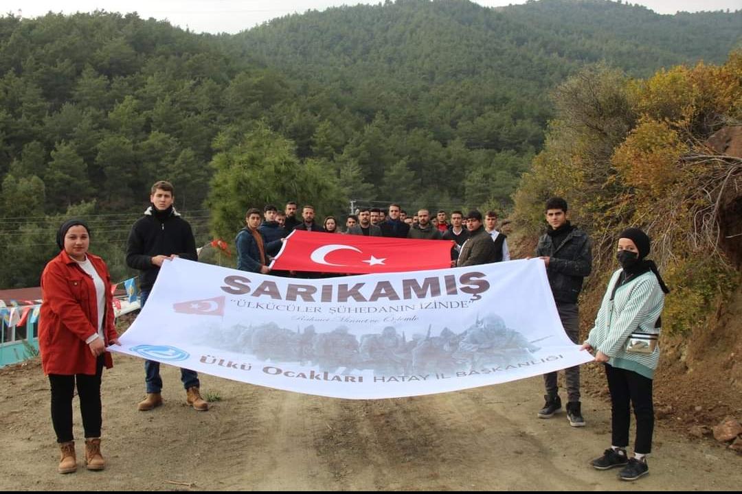 ÜLKÜCÜLER SARIKAMIŞ ŞEHİTLERİ İÇİN YÜRÜDÜ