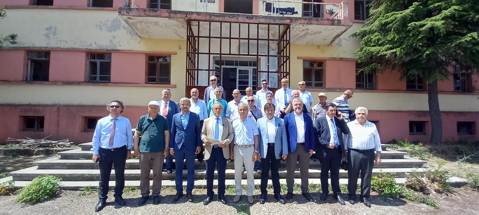 CHP’li Kaya Kepirtepe Köy Enstitüsü’nü ziyaret etti