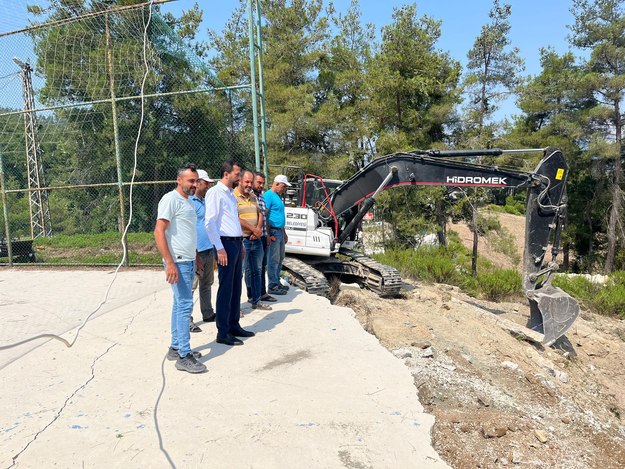 YAYLADAĞI BELEDİYESİ, YAYLADAĞI SPORCULARININ YANINDA