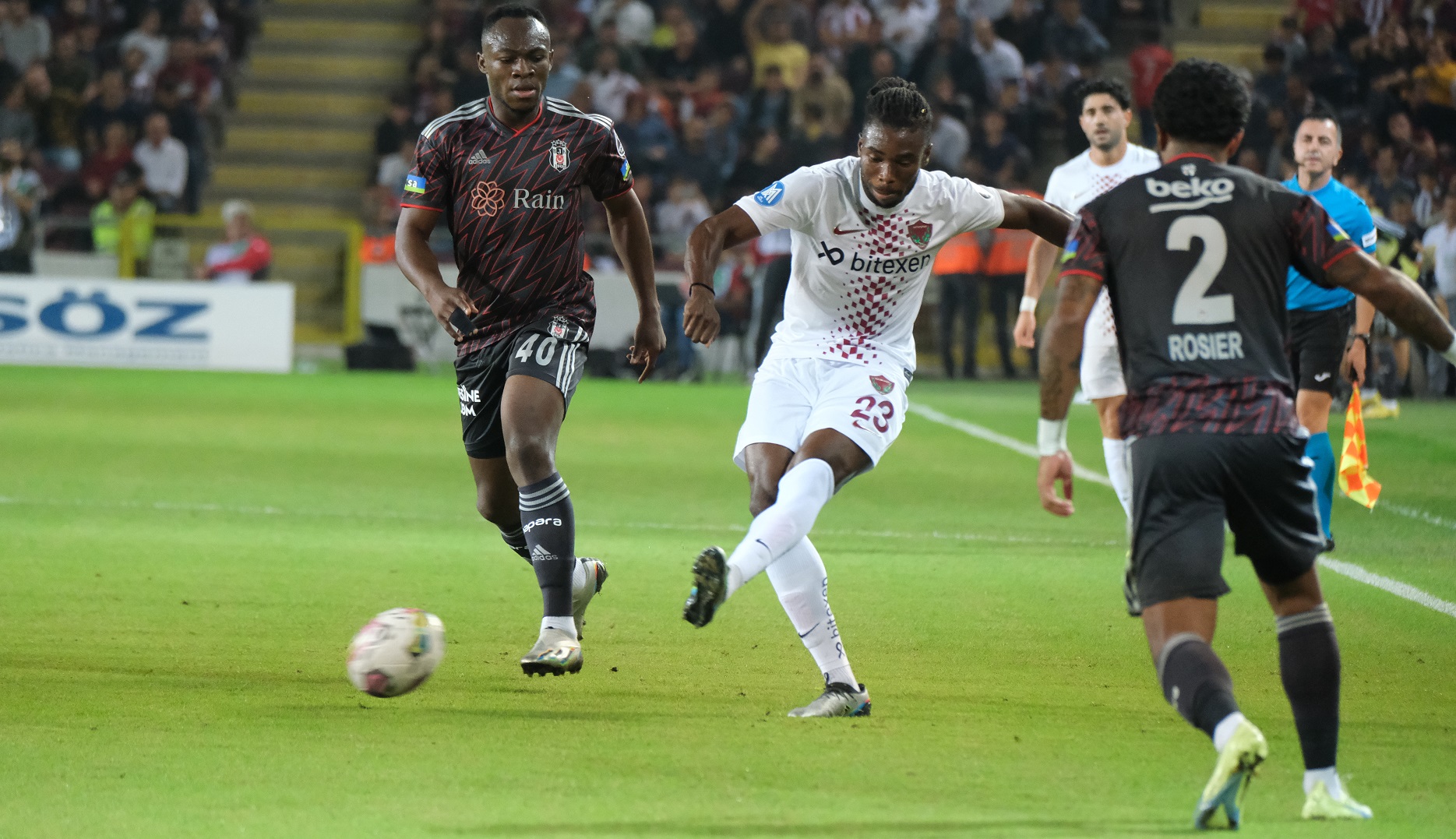 Hatayspor Beşiktaş’ı sahasında avladı