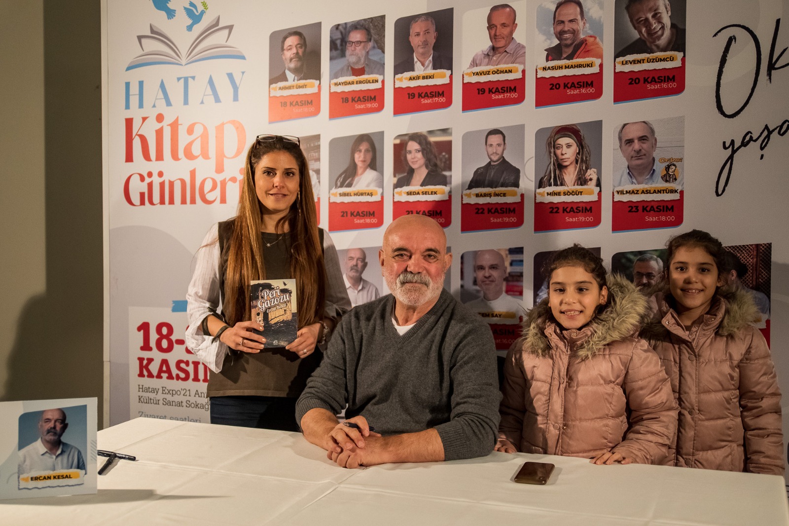 ERCAN KESAL’A KİTAP GÜNLERİ’NDE YOĞUN İLGİ