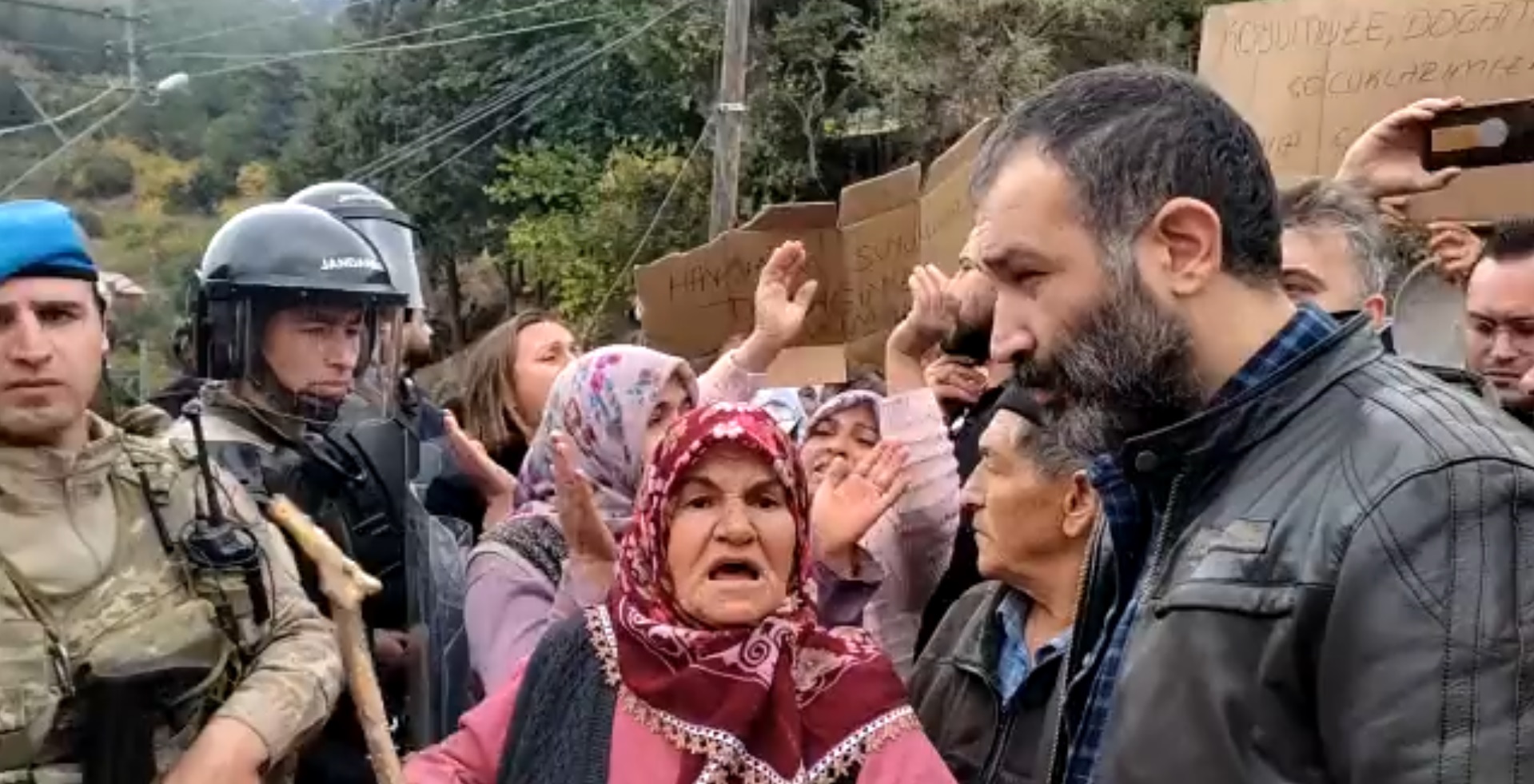 Kurtbağı’daki eyleme Barış Atay da destek verdi