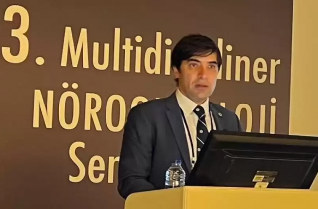 Hataylı Prof. Dr. Uğur Sempozyumda Konuştu