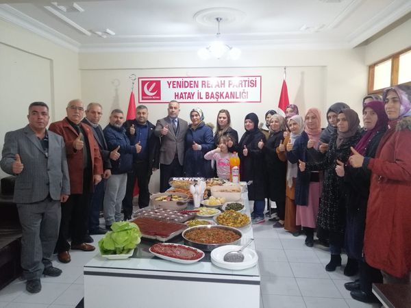 YENİDEN REFAH PARTİSİ YERLİ MALI HAFTASINI UNUTMADI