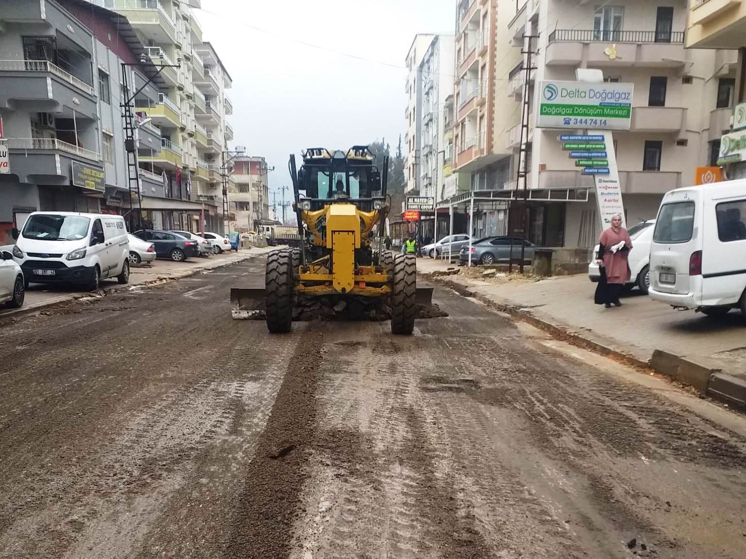 HBB’DEN KIRIKHAN’A ASFALT