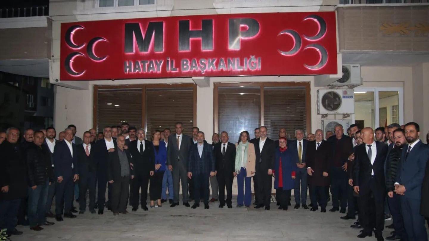 AK Parti Heyetinden MHP’ye Hayırlı Olsun Ziyareti