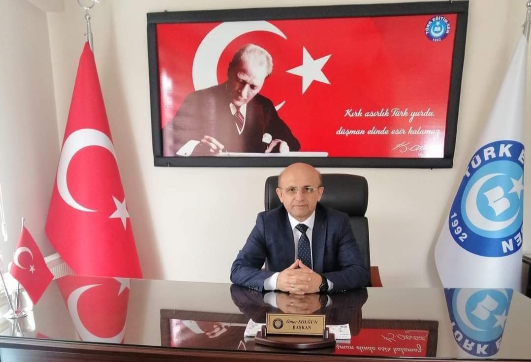 ÖMER SOLĞUN:”2022-2023 EĞİTİM-ÖĞRETİM YILI SONA ERERKEN, ÇÖZÜM BEKLEYEN SORUNLAR ÜZERİNDE TİTİZ ÇALIŞMA YÜRÜTÜLMELİDİR”