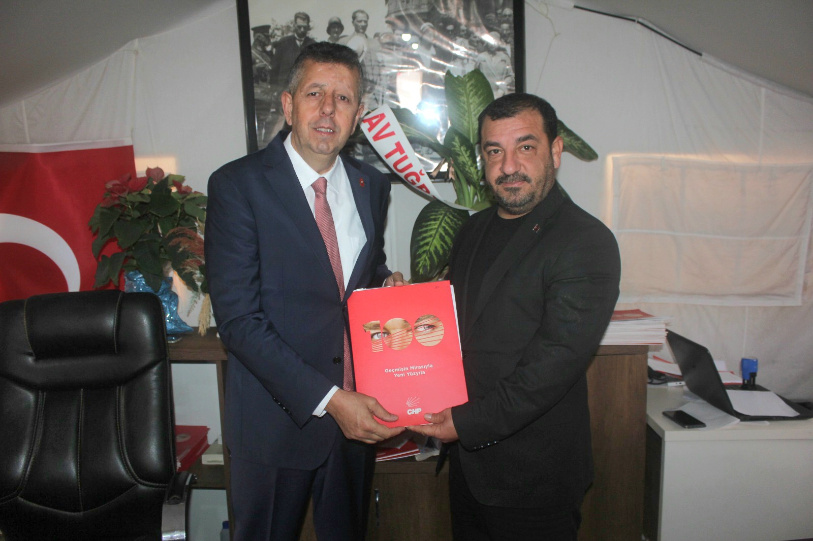 HAMURCU: “DEFNE’Yİ YENİDEN KURMAK İÇİN ADAYIM”
