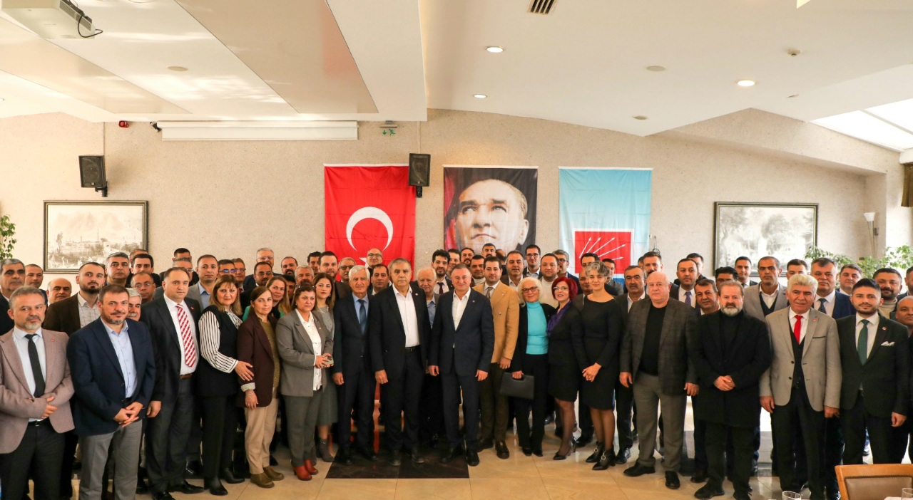 BAŞKAN SAVAŞ HATAY İLÇE BELEDİYE BAŞKAN ADAY ADAYLARI İLE BULUŞTU
