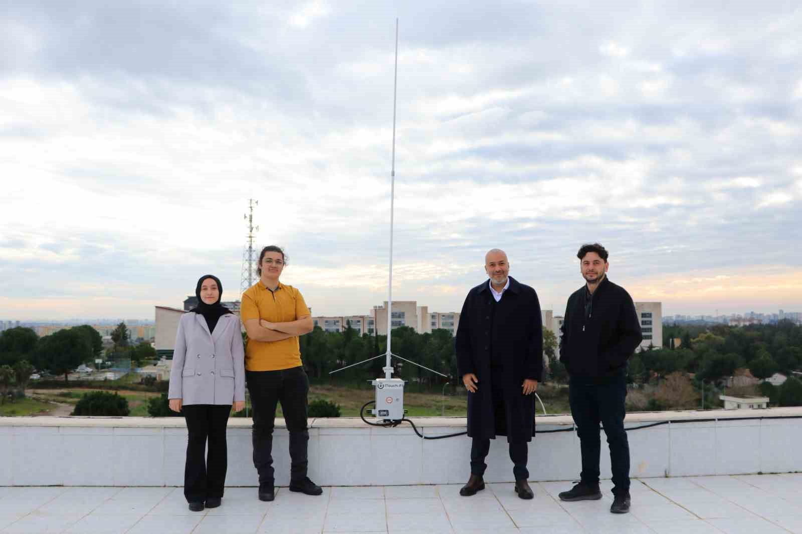 Adana’da Türkiye’nin 6. ’Alçak Yörünge Uydu Yer Gözlem İstasyonu’ kuruldu