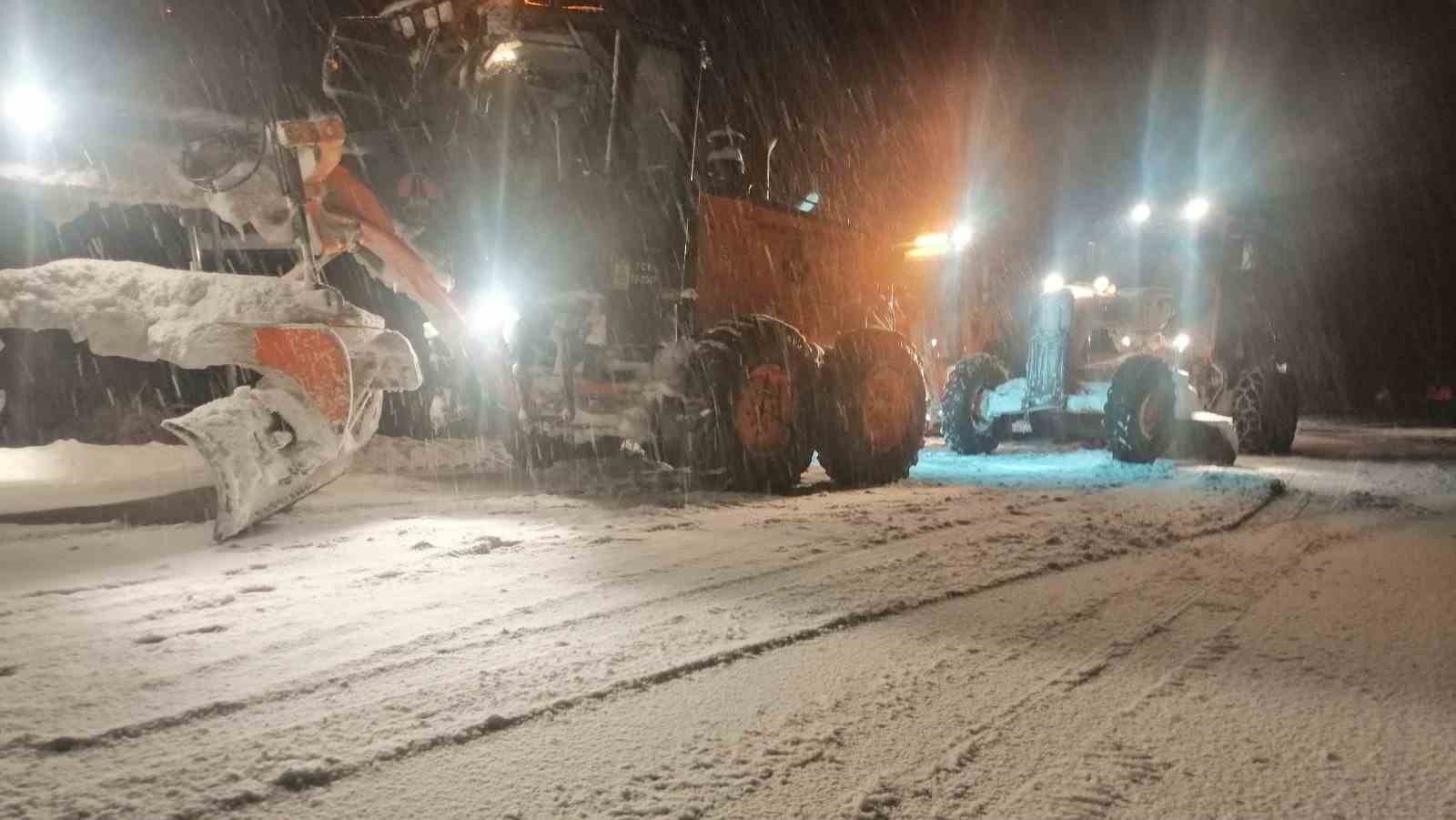 Antalya-Konya karayolunda kar yağışı başladı