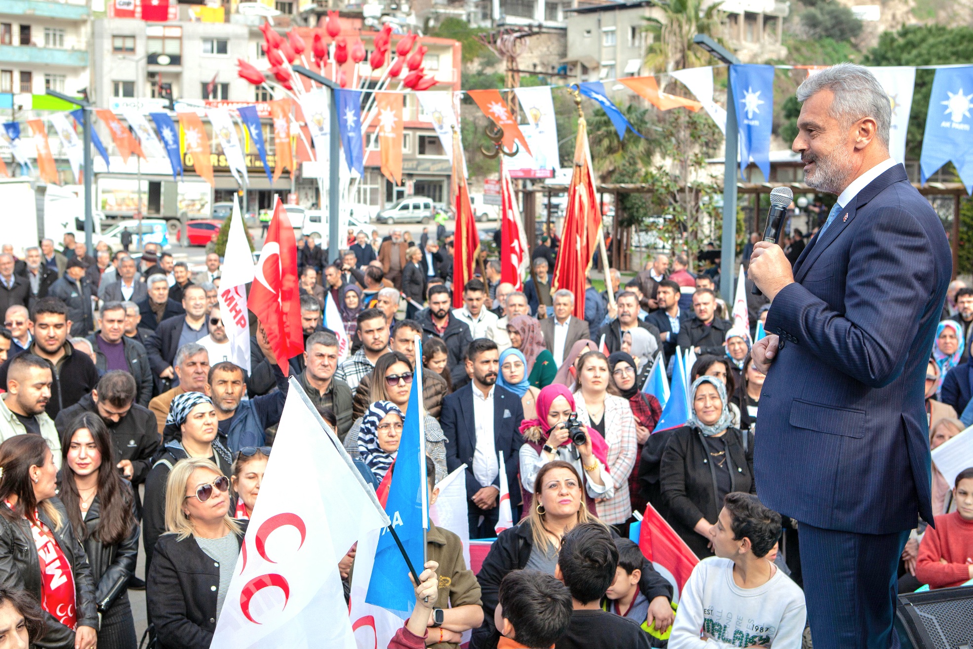ÖNTÜRK: “SEN BEN YOK HEP BİRLİKTE HATAY VAR”