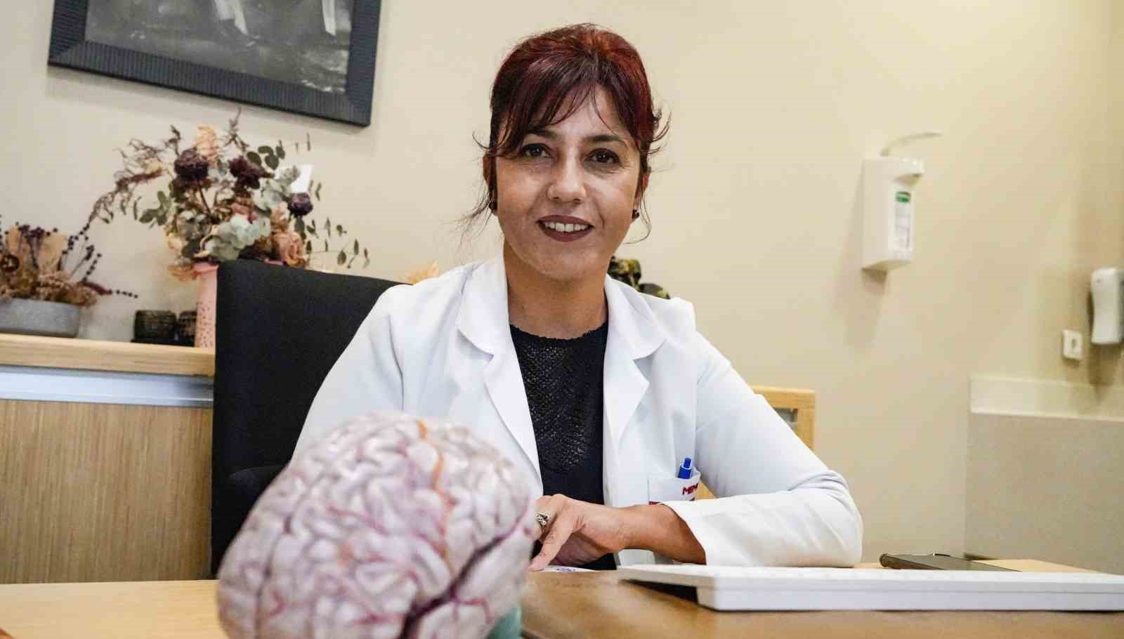 Prof. Dr. Yasemin Biçer Gömceli: “Yanlış etiketlenen epilepsi hastaları riskten uzak duruyor”