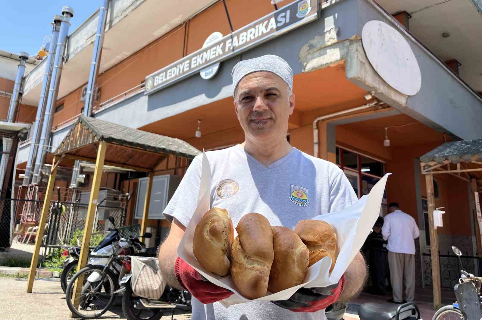 Tarsus Belediyesi, halk ekmeği Ramazan ayında 1 TL’den satacak