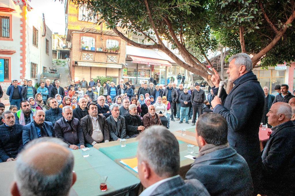 ÖNTÜRK: KOLTUK VE MAKAM DEĞİL HİZMET VE HÜRMET PEŞİNDEYİZ