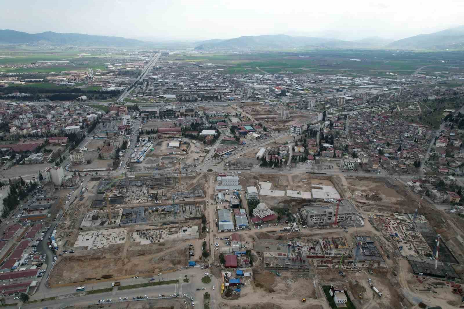 Depremin üzerinden 13 ay geçti, Kahramanmaraş havadan görüntülendi