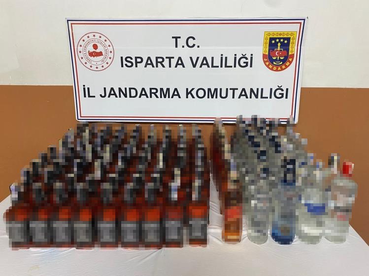 Isparta’da 123 litre kaçak alkol ele geçirildi