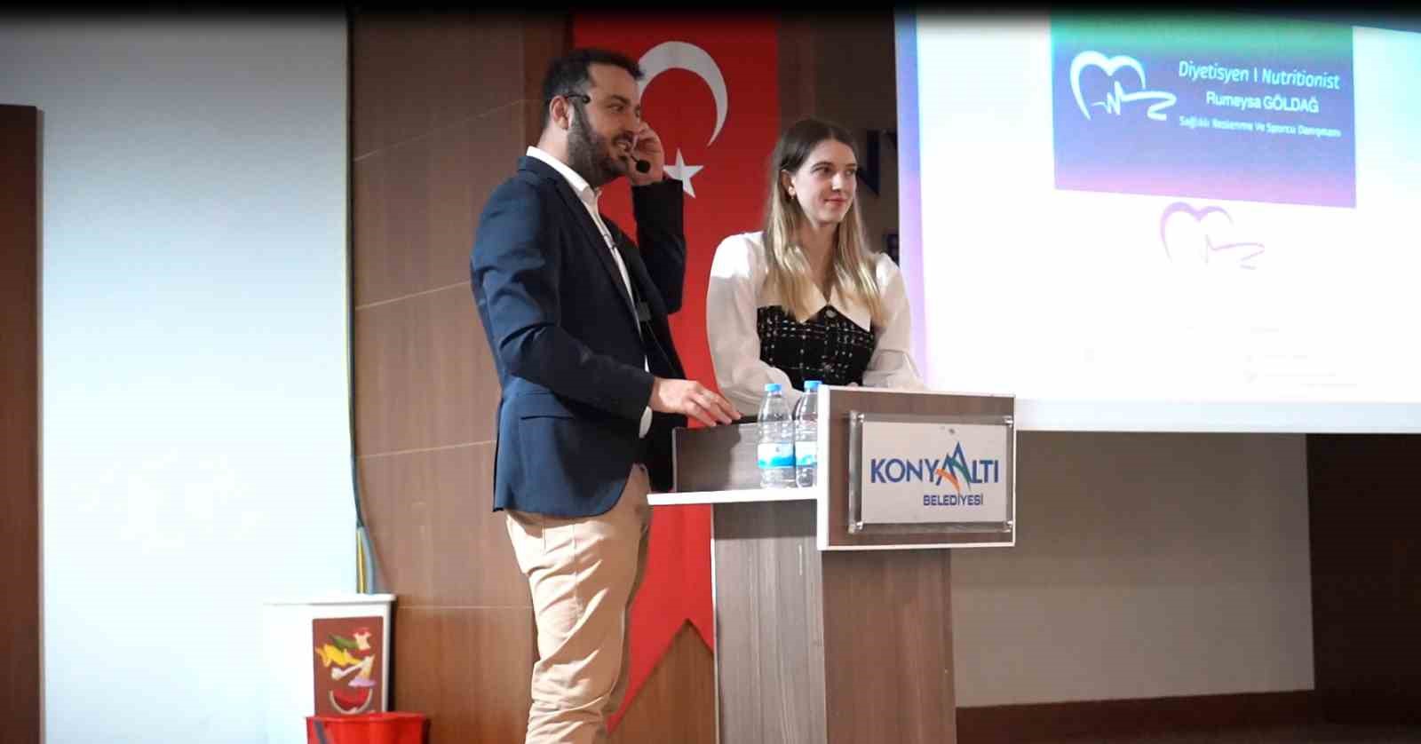 Konyaaltı’nda kalp sağlığı ve sağlıklı beslenme anlatıldı