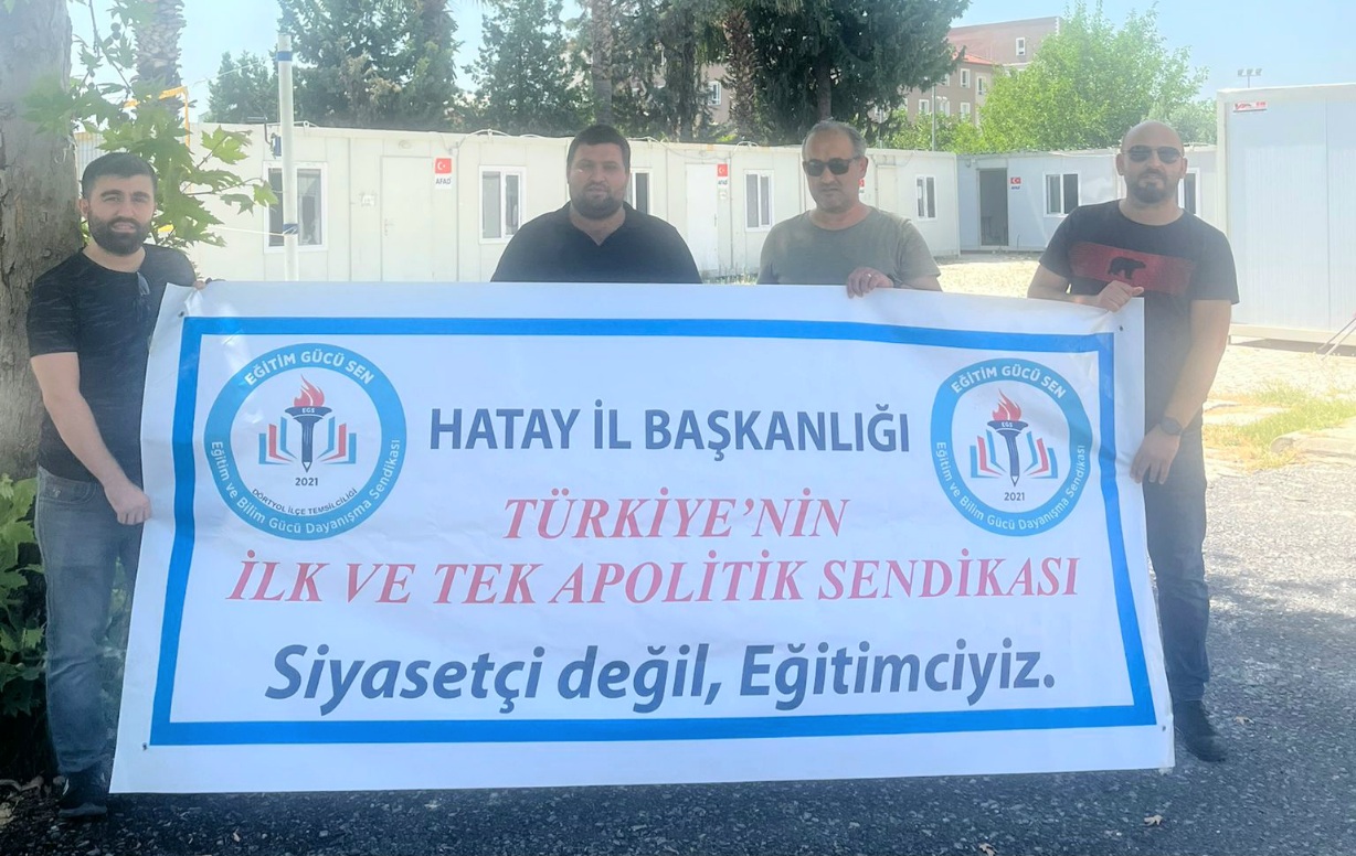 BAŞKAN MART ÖĞRETMENLİK MESLEK KANUNUNA DİKKAT ÇEKTİ