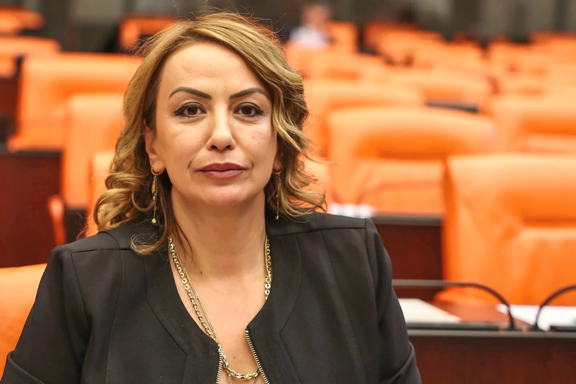 CHP’li Kara: ‘Savaş Var’ Bahanesiyle Muhalefeti Susturamazsınız!