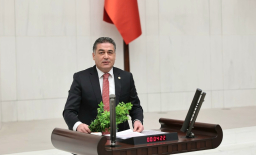 CHP’li Servet Mullaoğlu’na Avrupa Yurt Dışı Örgütlenme Görevi