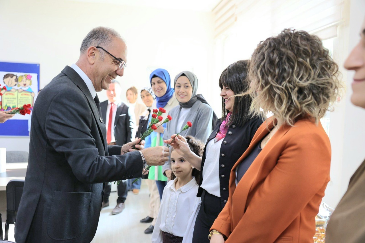 BAŞKAN YAPAR’DAN ÖĞRETMENLERE ANLAMLI ZİYARET