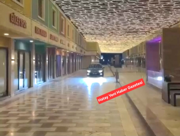 Yaya Yoluna Araçla Girdi, Sosyal Medyada Paylaştı: 30 Bin TL Ceza Kesildi