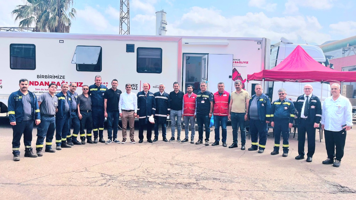 İSDEMİR’DE KAN BAĞIŞI SEFERBERLİĞİNE YOĞUN İLGİ