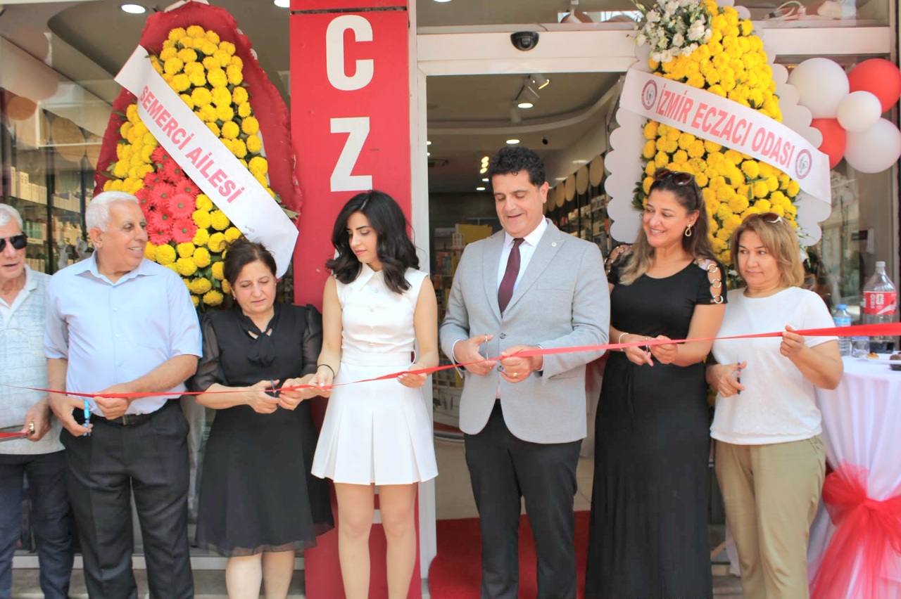 IŞIL Eczanesi Görkemli Bir Törenle Hizmete Açıldı