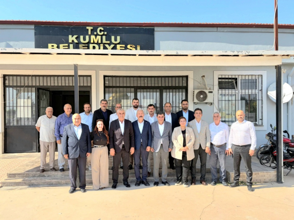 AK PARTİ HEYETİNDEN KUMLU BELEDİYESİ’NE ZİYARET