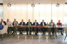 ALTINÖZÜ’NDE FESTİVAL COŞKUSU: 10. YILDA ZEYTİNİN BEREKETİ, GASTRONOMİNİN LEZZETİ BULUŞUYOR!